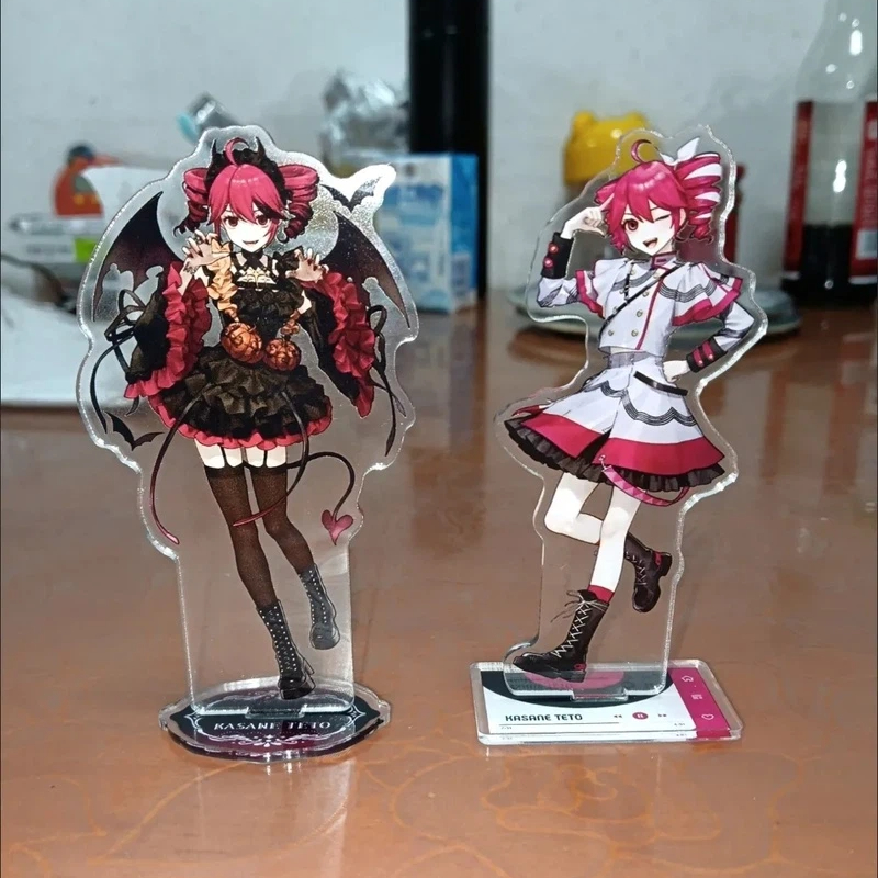 10cm Girl Kasane Teto Acrylic  - Desk Setup Room のレビューと価格